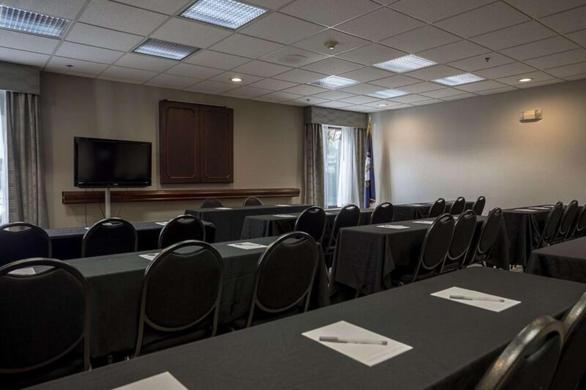 Hampton Inn Somerset Kültér fotó