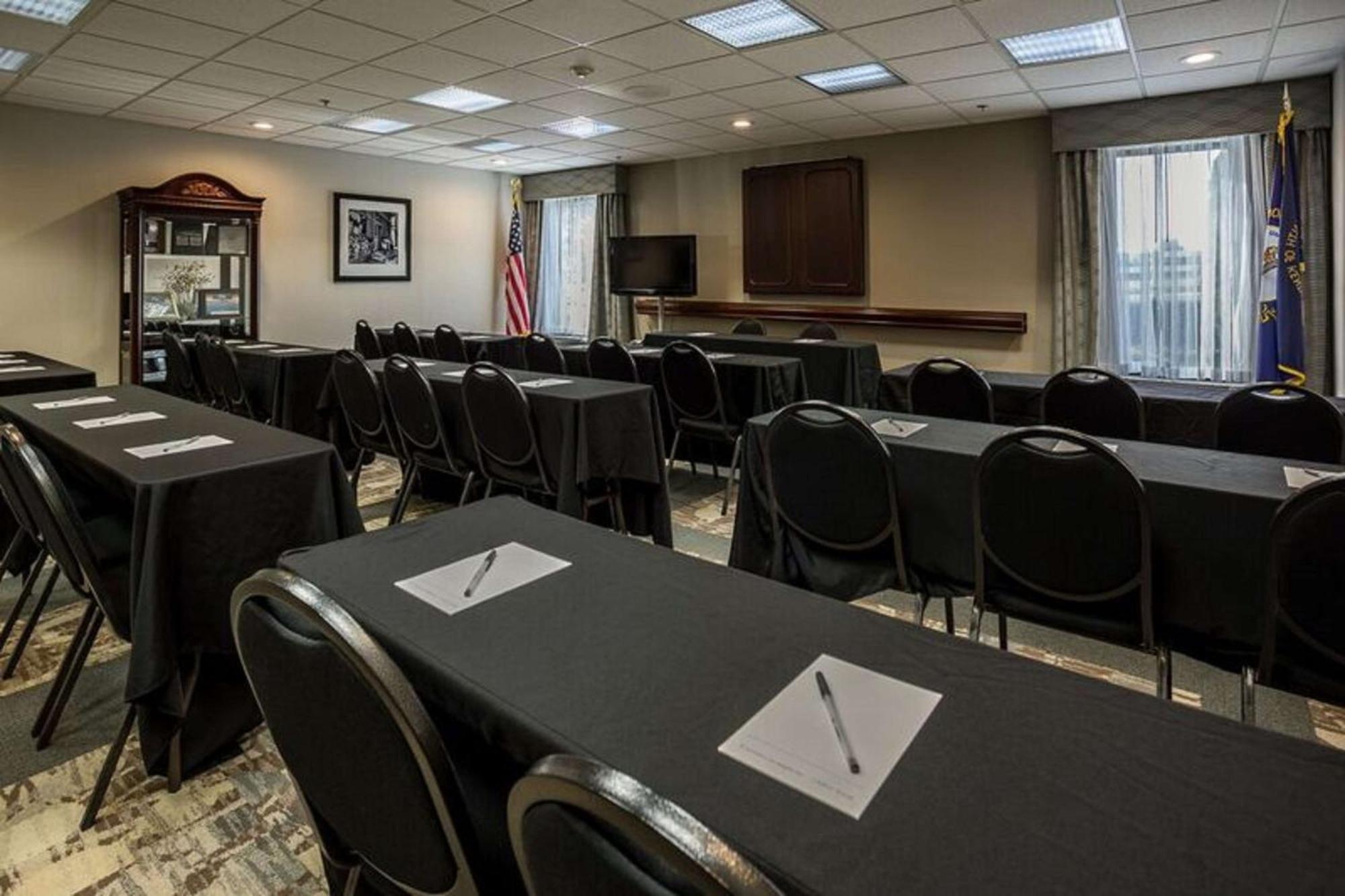 Hampton Inn Somerset Kültér fotó